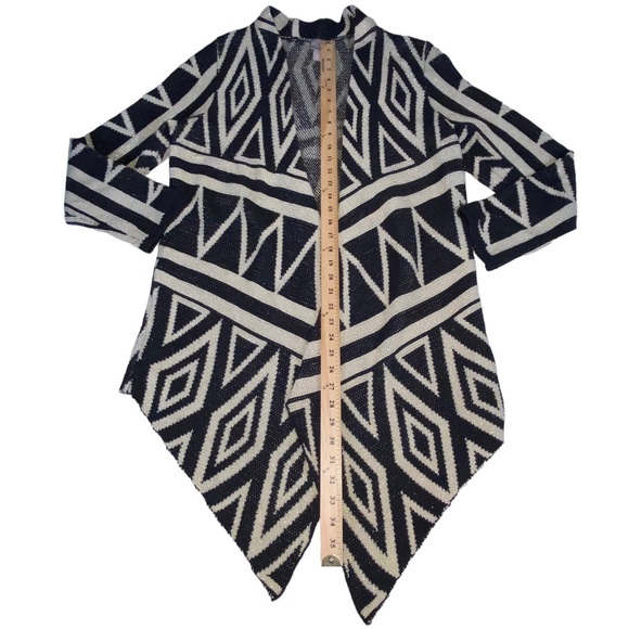 Chico's Black Gold Sparkle Open Asymmetric Geometric Tribal Cardigan 2 Large - Picture 4 of 13